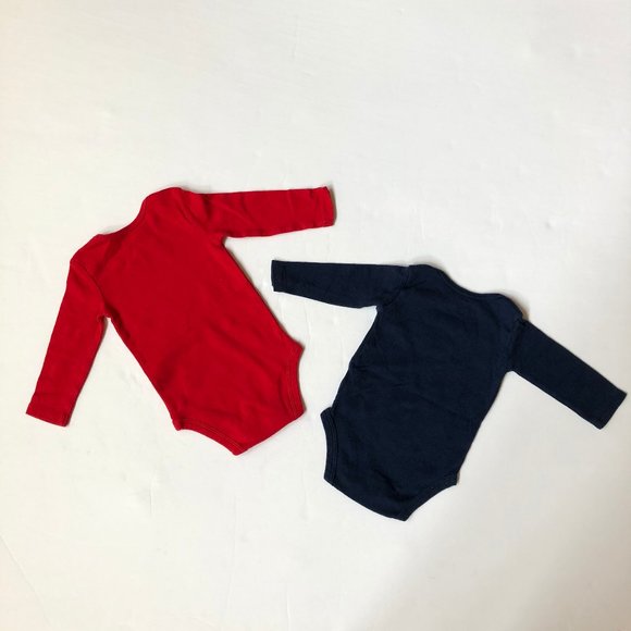 5 asstorted long sleeve onesies 3-6m - Picture 3 of 8